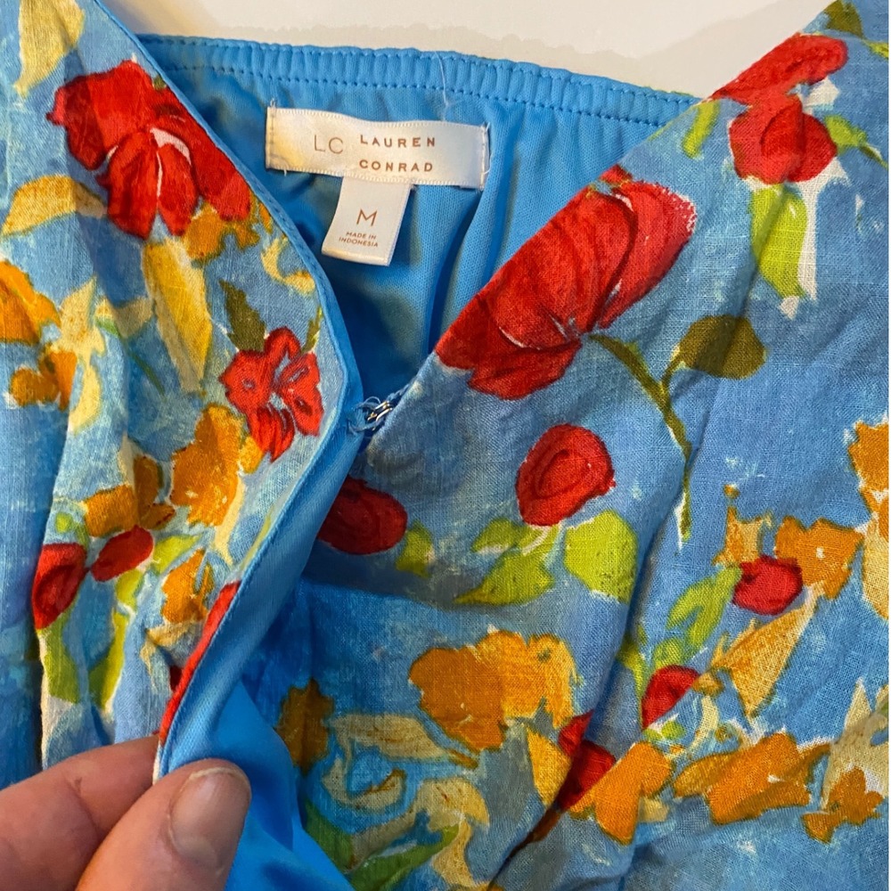 LC Lauren Conrad Summer Picnic Blue Red Floral Faux‎ Wrap Ruffle Dress M EUC - Picture 8 of 16